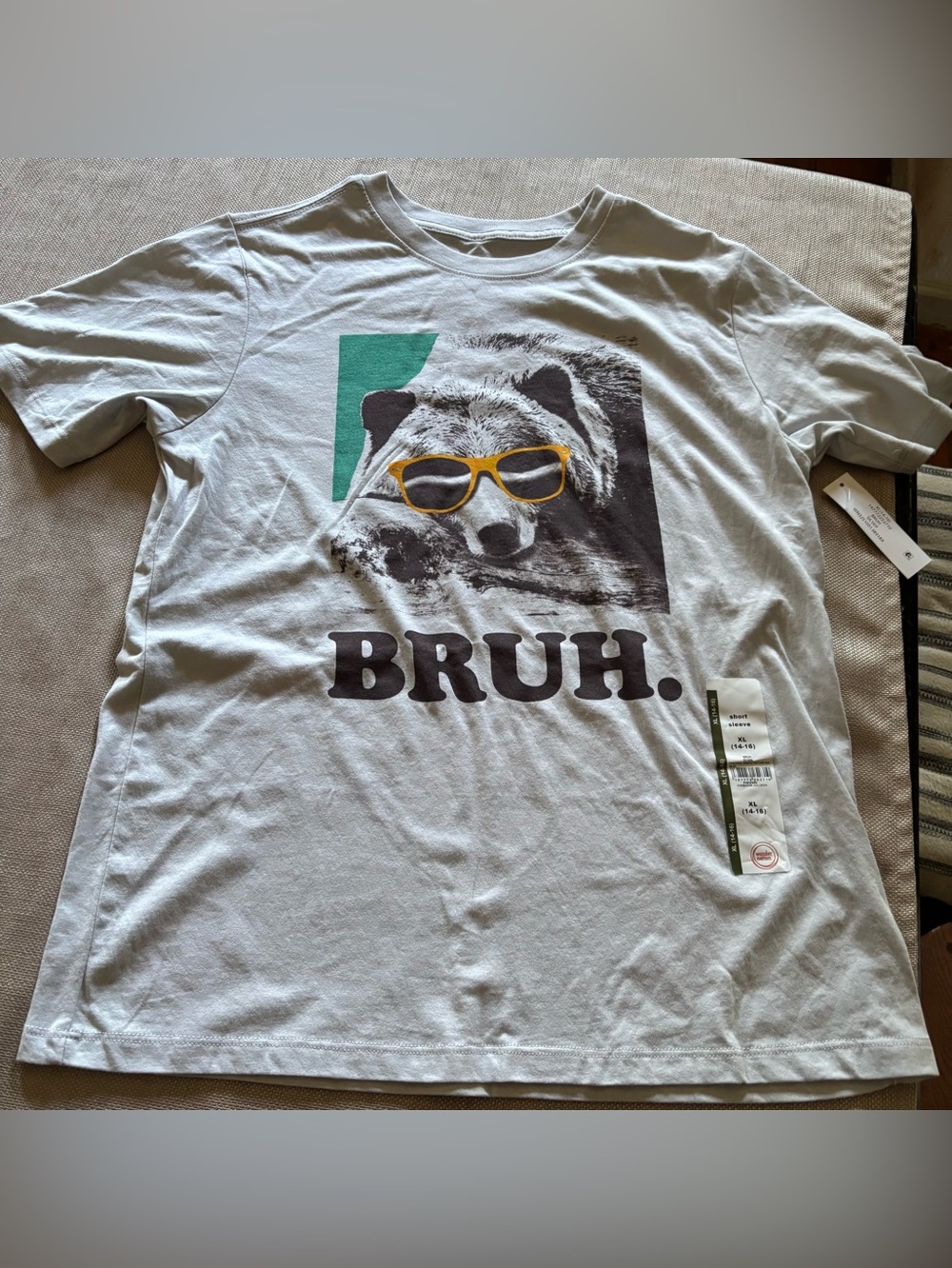 Wonder Nation Cream BRUH. Bear with Yellow Sunglasses boy’s Tee size XL